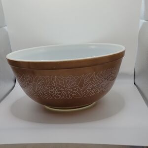 Pyrex Vintage Mixing Bowl Brown With Flowers 70s Woodland